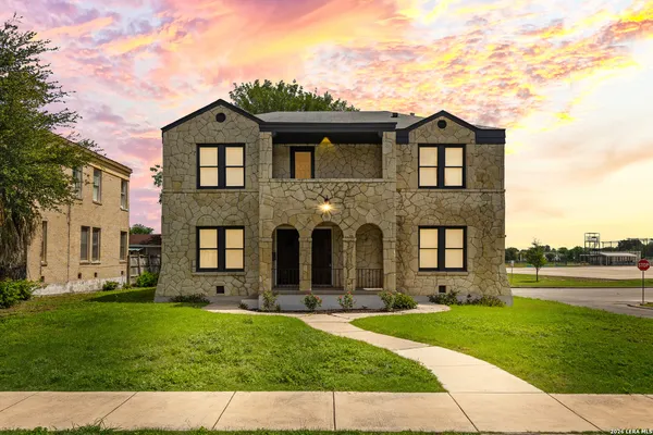 $499,000 | 424 Club Drive, San Antonio, TX 78201
