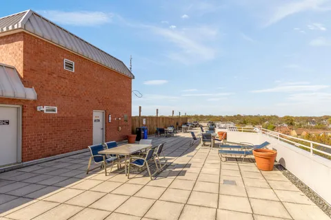 $399,000 | 1001 North Vermont Street, Unit 508, Arlington, VA 22201