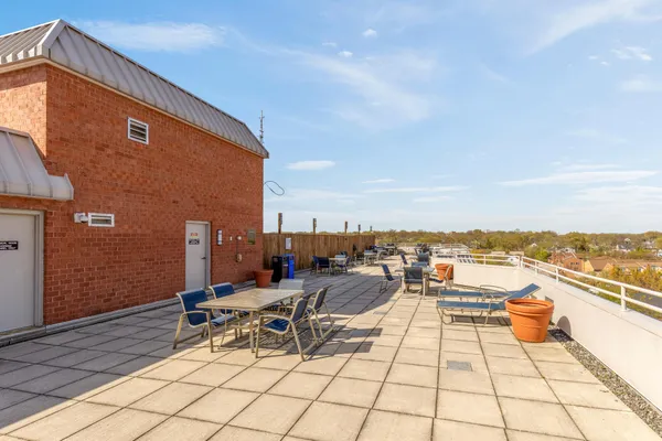 $399,000 | 1001 North Vermont Street, Unit 508, Arlington, VA 22201