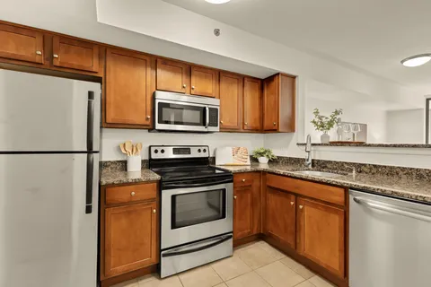 $399,000 | 1001 North Vermont Street, Unit 508, Arlington, VA 22201