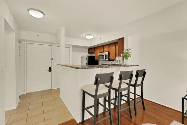 $399,000 | 1001 North Vermont Street, Unit 508, Arlington, VA 22201