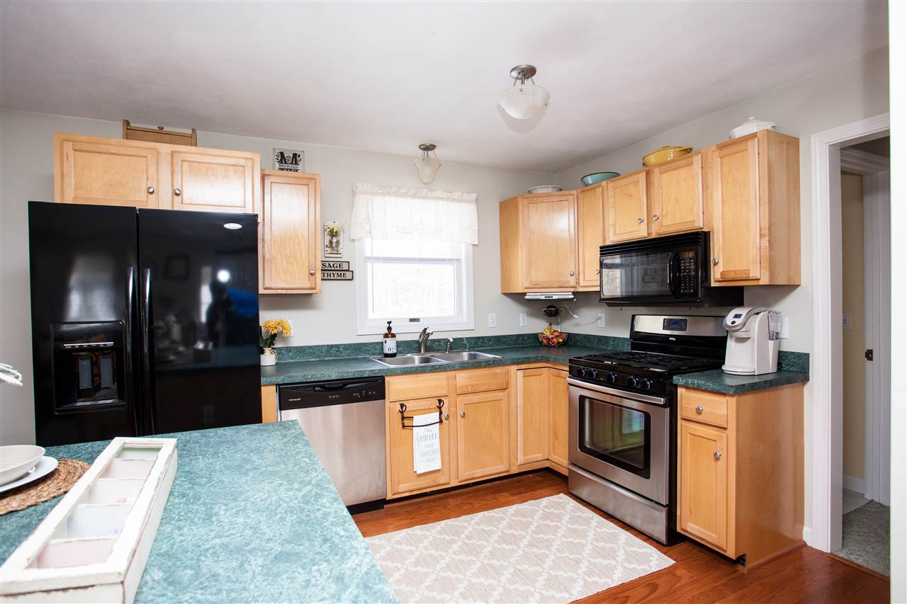 38 Wilson Hill Road New Boston, NH 03070 - Photo 3 of 21