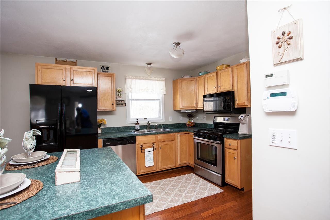 38 Wilson Hill Road New Boston, NH 03070 - Photo 4 of 21