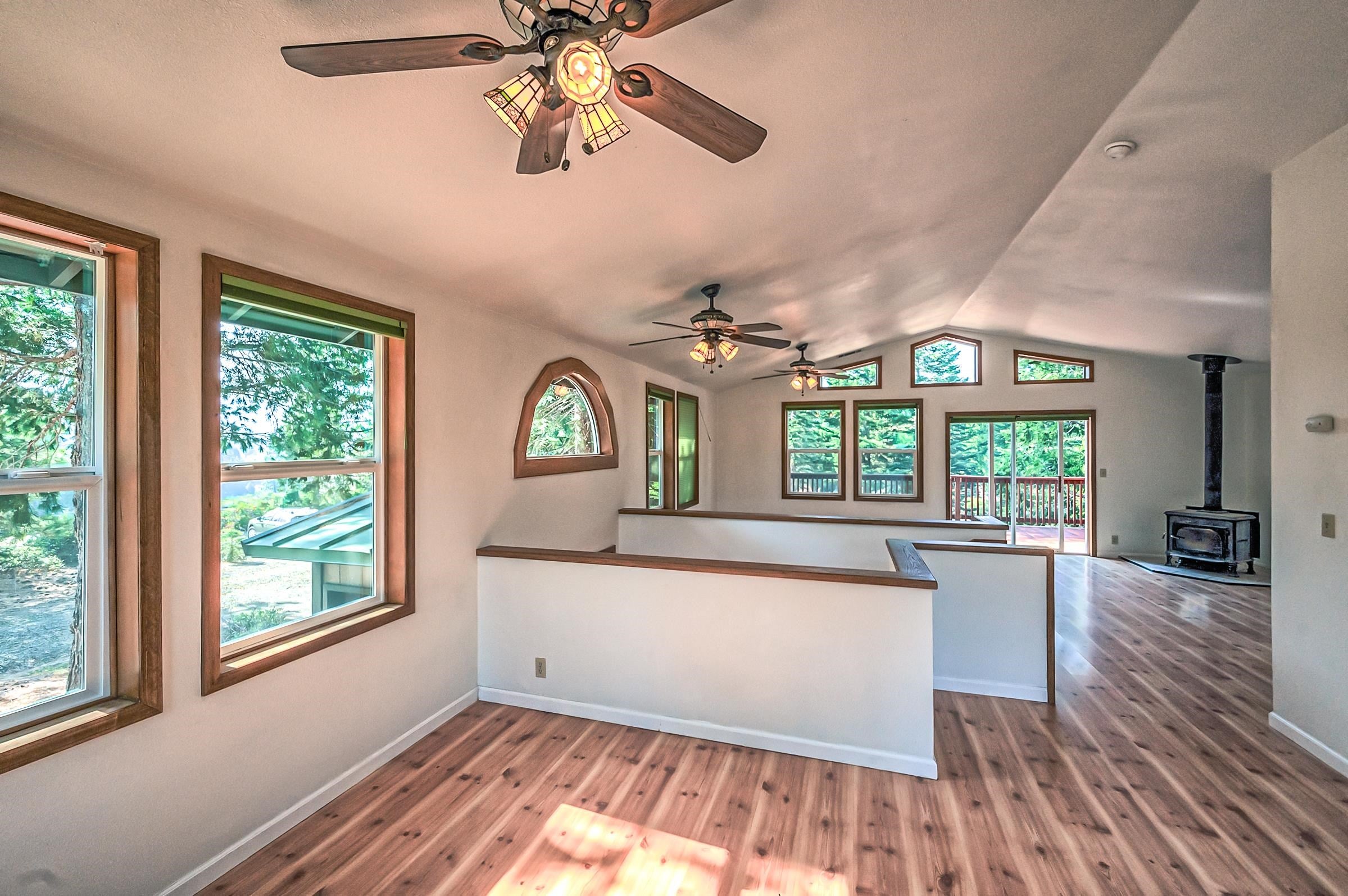 409 Big Sky Road Mount Shasta, CA 96067 - Photo 11 of 50 Gallery Image 11