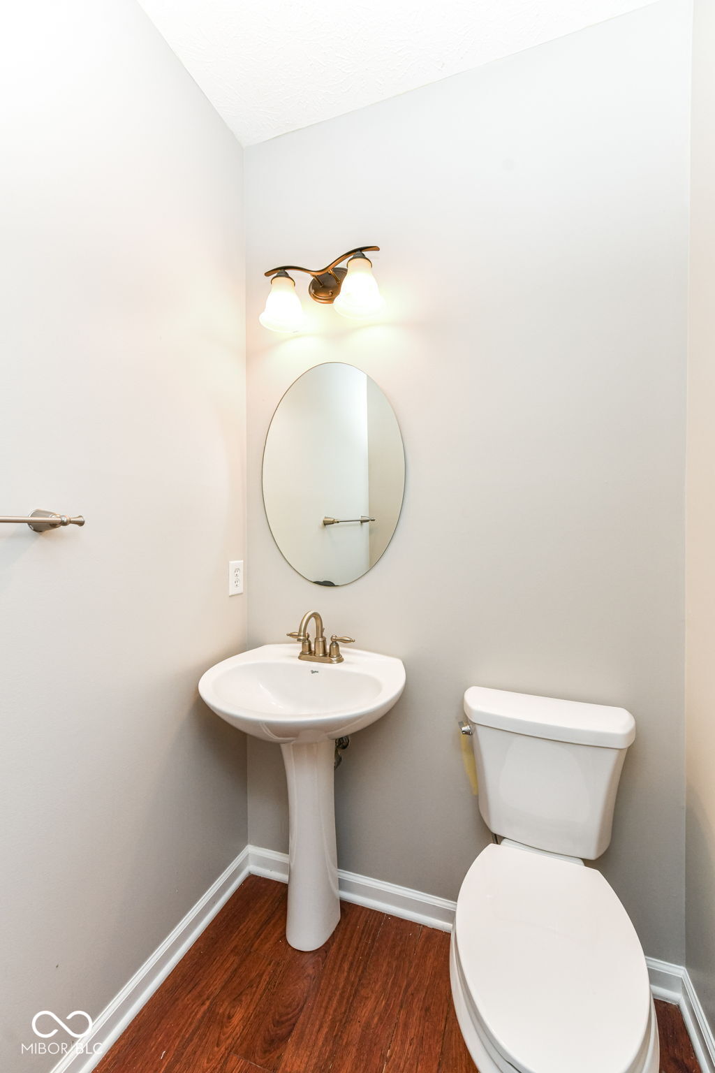 9080 Teaneck Drive Fishers, IN 46038 - Photo 7 of 27