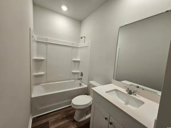 $1,975 | 2100 Wild Indigo Circle, Calabash, NC 28467