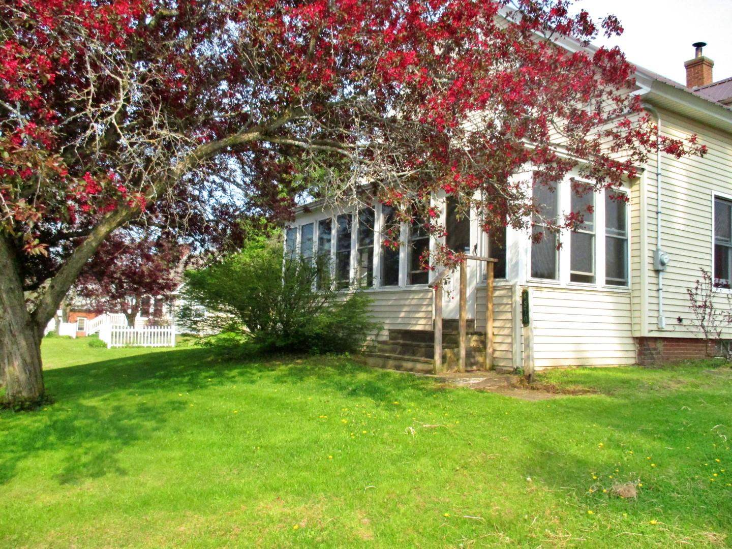 6570 Vermont Rte 100 Troy, VT 05859 - Photo 31 of 38