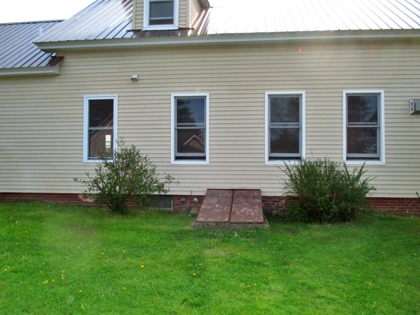 6570 Vermont Rte 100 Troy, VT 05859 - Photo 32 of 38