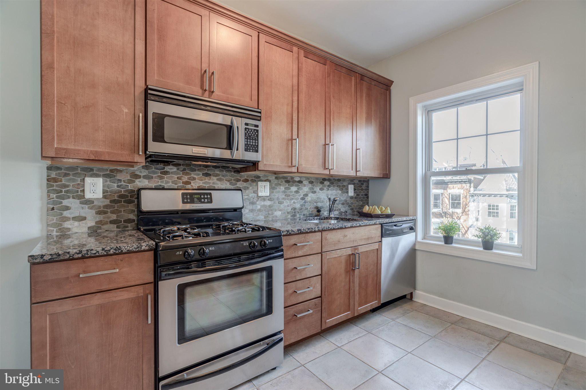 1816 Kalorama Road Northwest, Unit 402 Washington, DC 20009 - Photo 15 of 28 Gallery Image 15