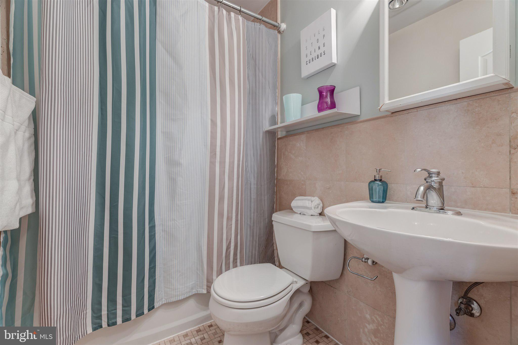 1816 Kalorama Road Northwest, Unit 402 Washington, DC 20009 - Photo 24 of 28 Gallery Image 24