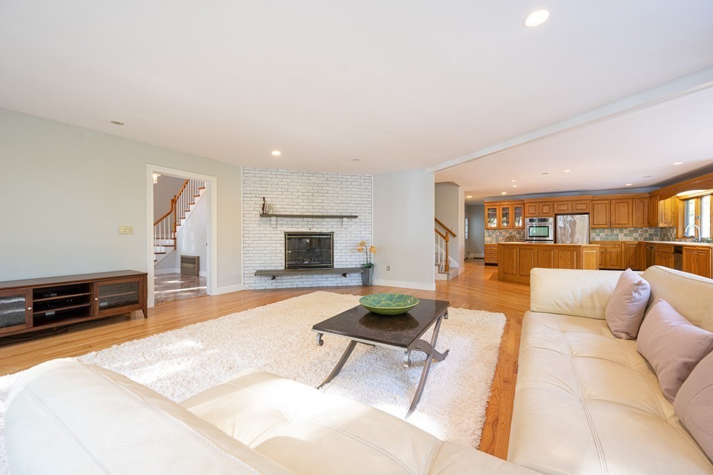 1675 Great Pond Road North Andover, MA 01845 - Photo 20 of 42 Gallery Image 20
