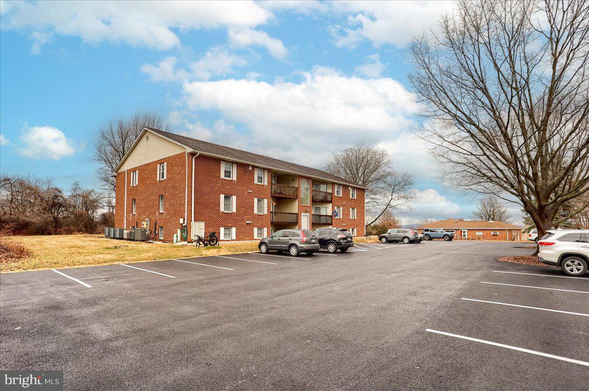 2712 Lisburn Road, Unit 201 Camp Hill, PA 17011 - Photo 2 of 29