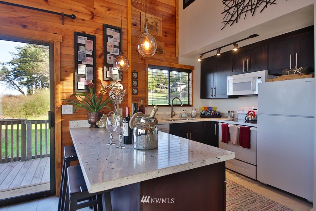 2971 Saratoga Road Langley, WA 98260 - Photo 12 of 25 Gallery Image 12