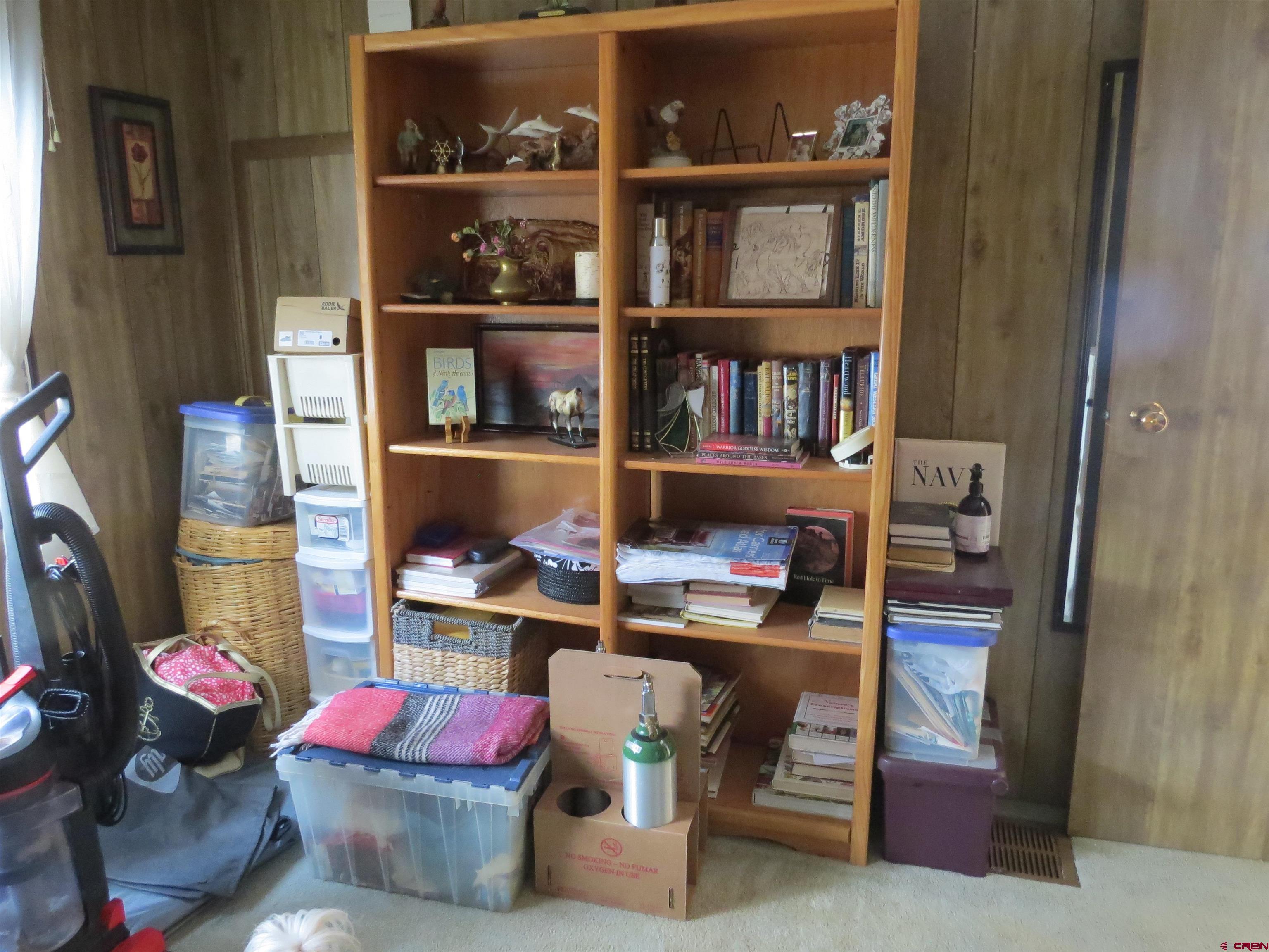 20028 Justice Road Austin, CO 81410 - Photo 15 of 22 a living room with furniture