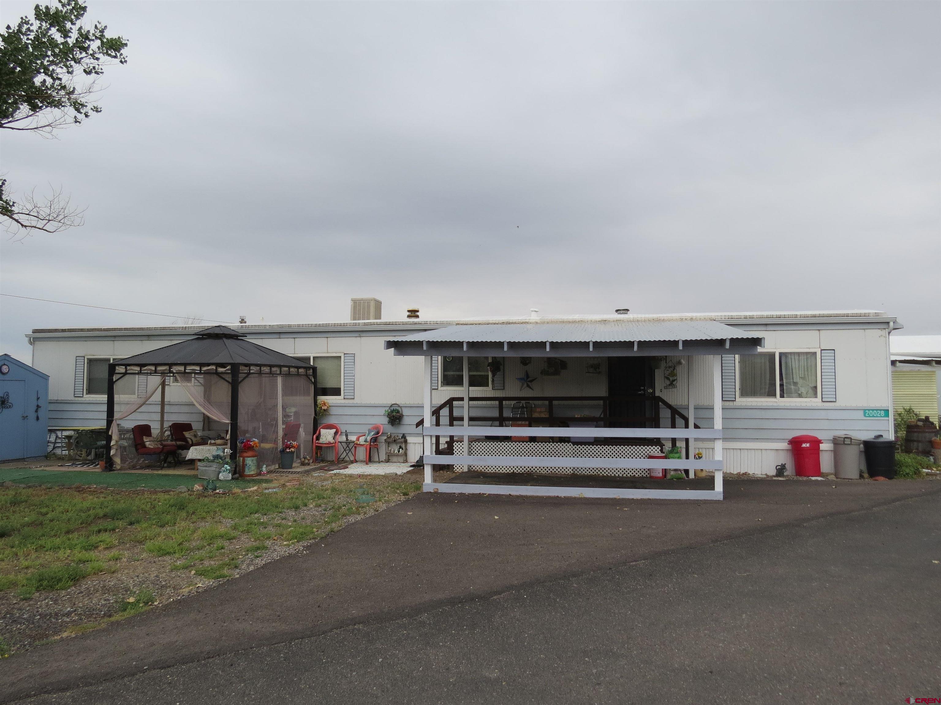 20028 Justice Road Austin, CO 81410 - Photo 21 of 22 a view of a car garage