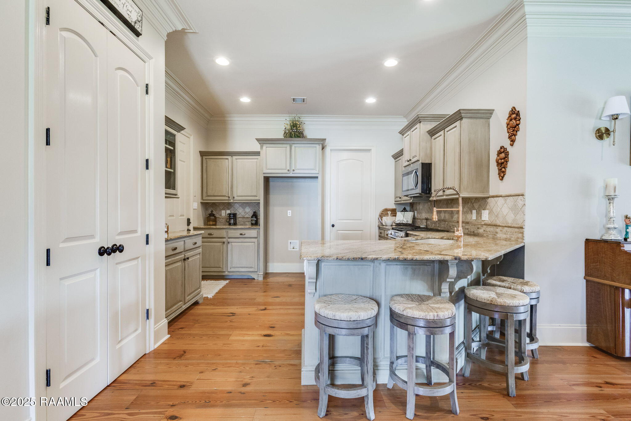 107 Chicago Lafayette, LA 70506 - Photo 3 of 23 4-web-or-mls-107 Chicago Lane-1