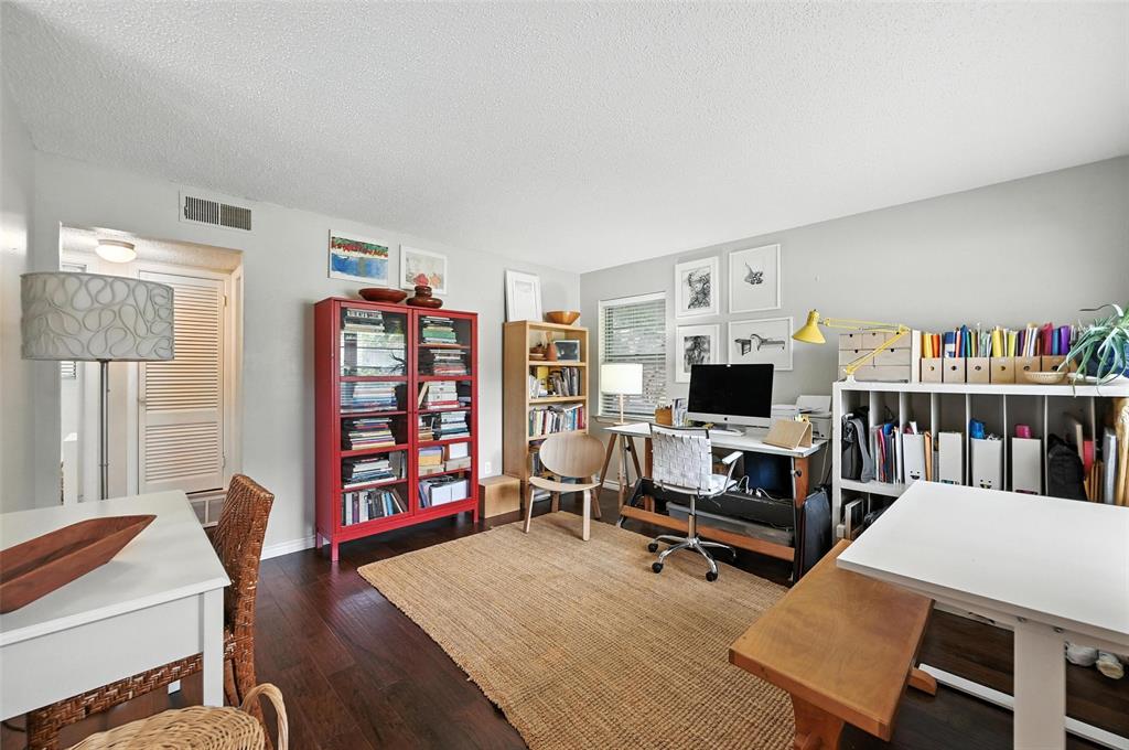 2004 Valley Lane Arlington, TX 76013 - Photo 22 of 39