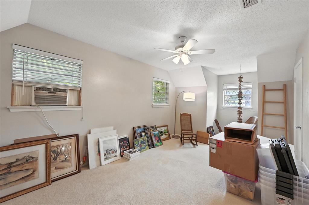 2004 Valley Lane Arlington, TX 76013 - Photo 30 of 39