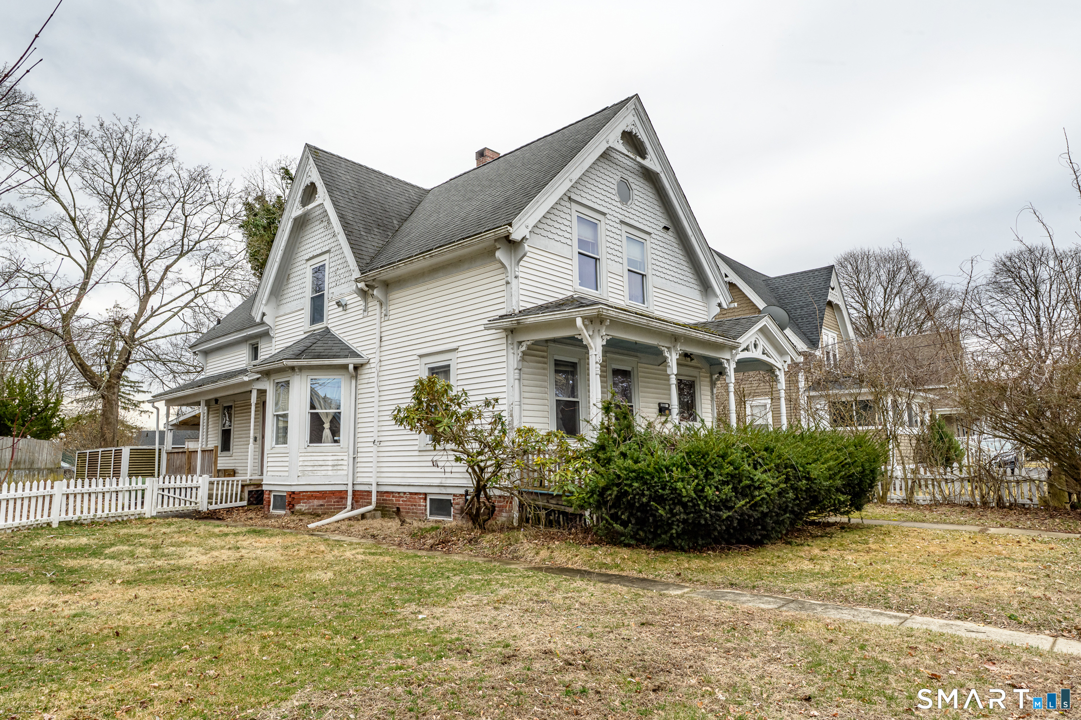 23 Winter Street Killingly, CT 06239 - Photo 2 of 37