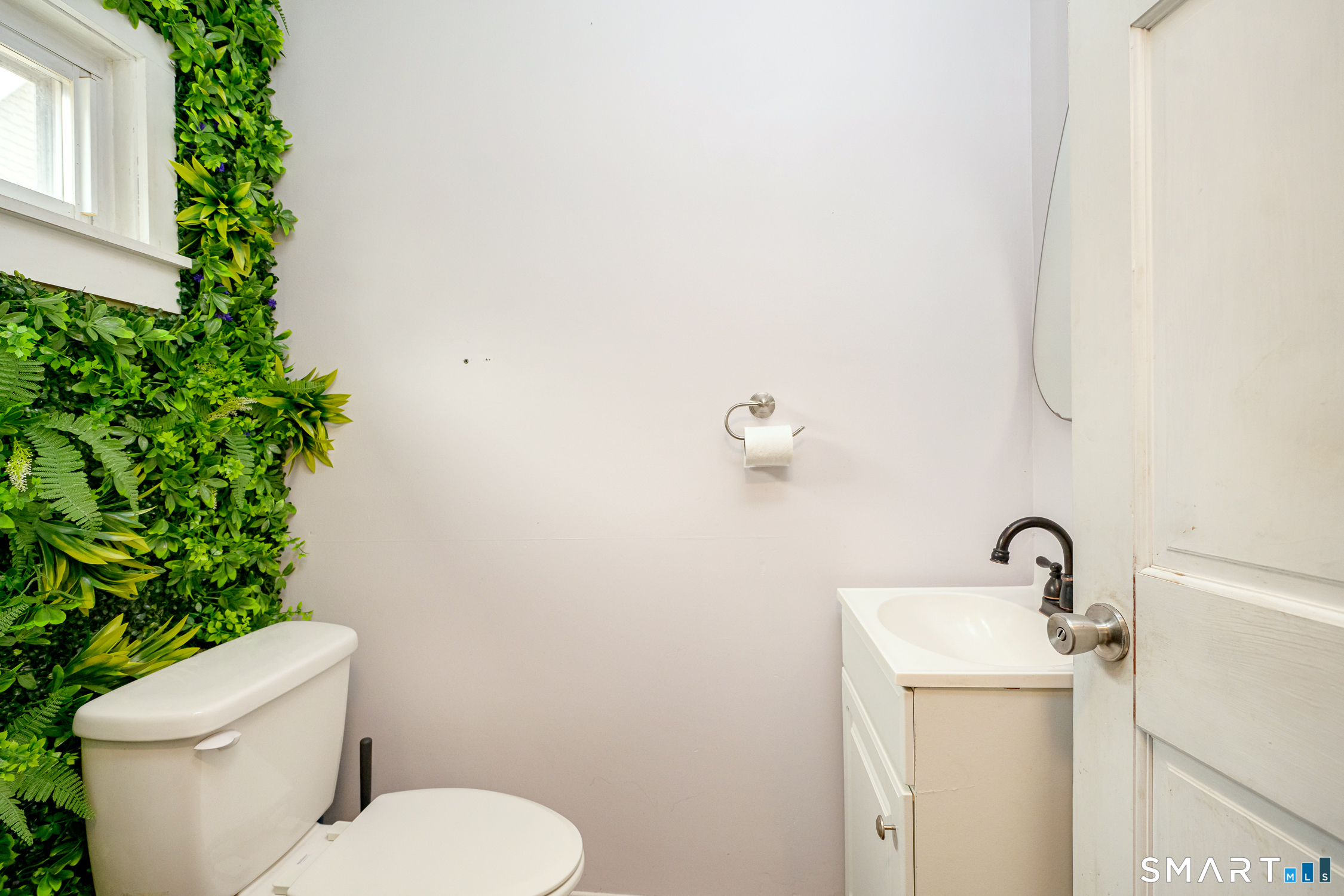 23 Winter Street Killingly, CT 06239 - Photo 8 of 37