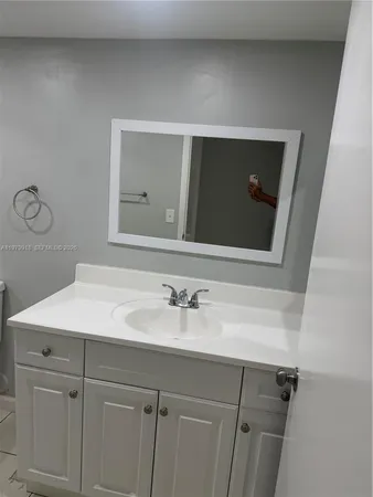 $2,100 | 469 Northeast 207th Lane, Unit 108, Miami, FL 33179