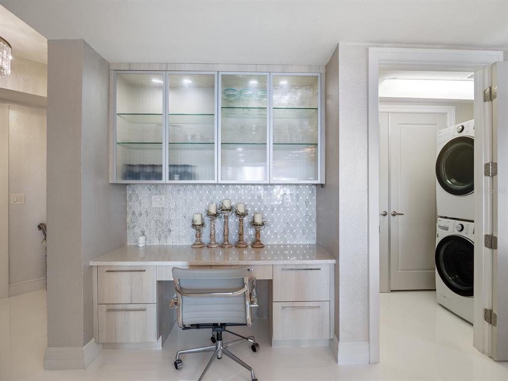 331 Cleveland Street, Unit 1101 Clearwater, FL 33755 - Photo 7 of 77