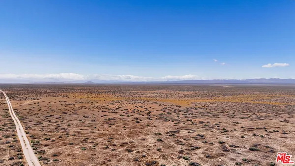 $2,240,000 | 0 Section 22 Township 32e Range 40e, California City, CA 93504