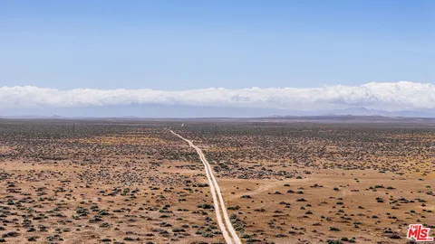 a view of sky view