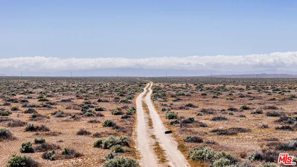 $2,240,000 | 0 Section 22 Township 32e Range 40e, California City, CA 93504