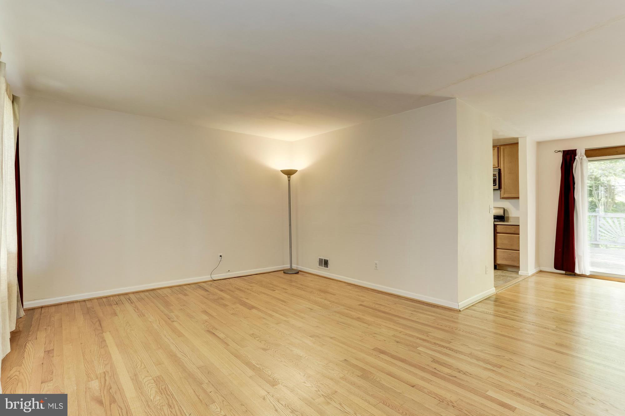 7205 Good Luck Road New Carrollton, MD 20784 - Photo 3 of 18 Interior (General)