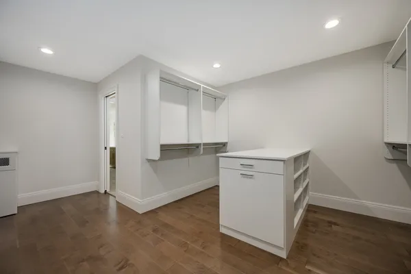 $2,450,000 | 809 Lenox Road, Glenview, IL 60025