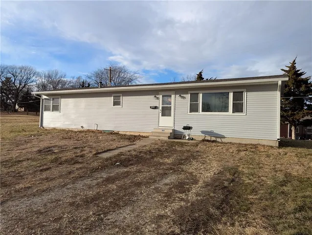 $160,000 | 322 East 15th Street, Horton, KS 66439