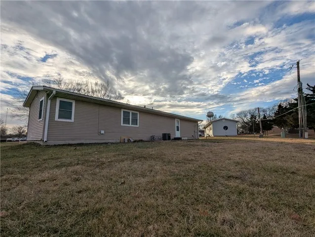 $160,000 | 322 East 15th Street, Horton, KS 66439