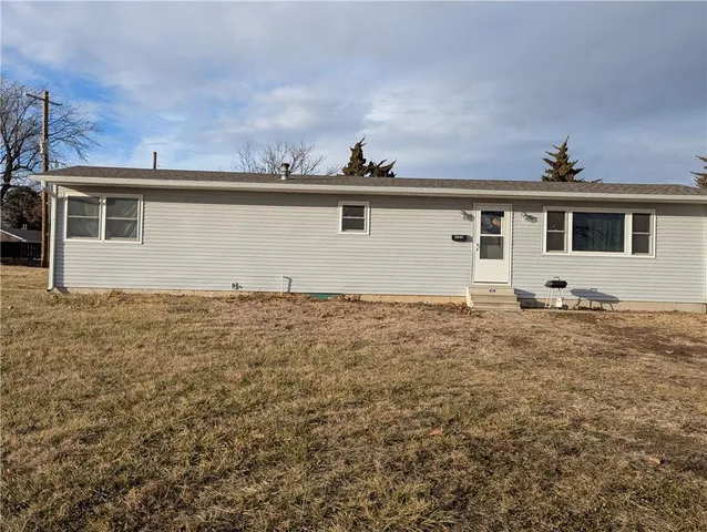 $160,000 | 322 East 15th Street, Horton, KS 66439