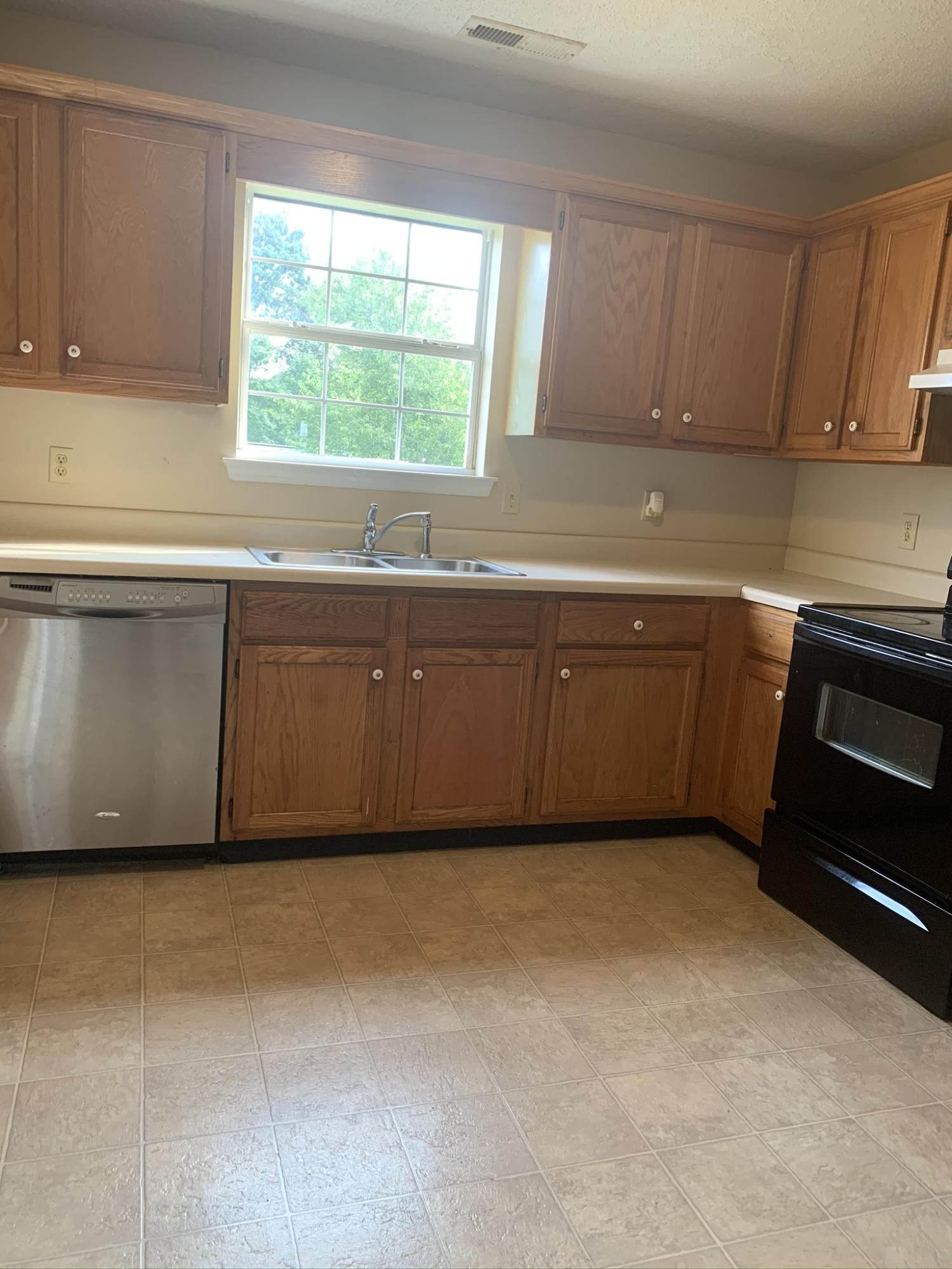119 Summerfield Road LaFayette, GA 30728 - Photo 5 of 15 Kitchen