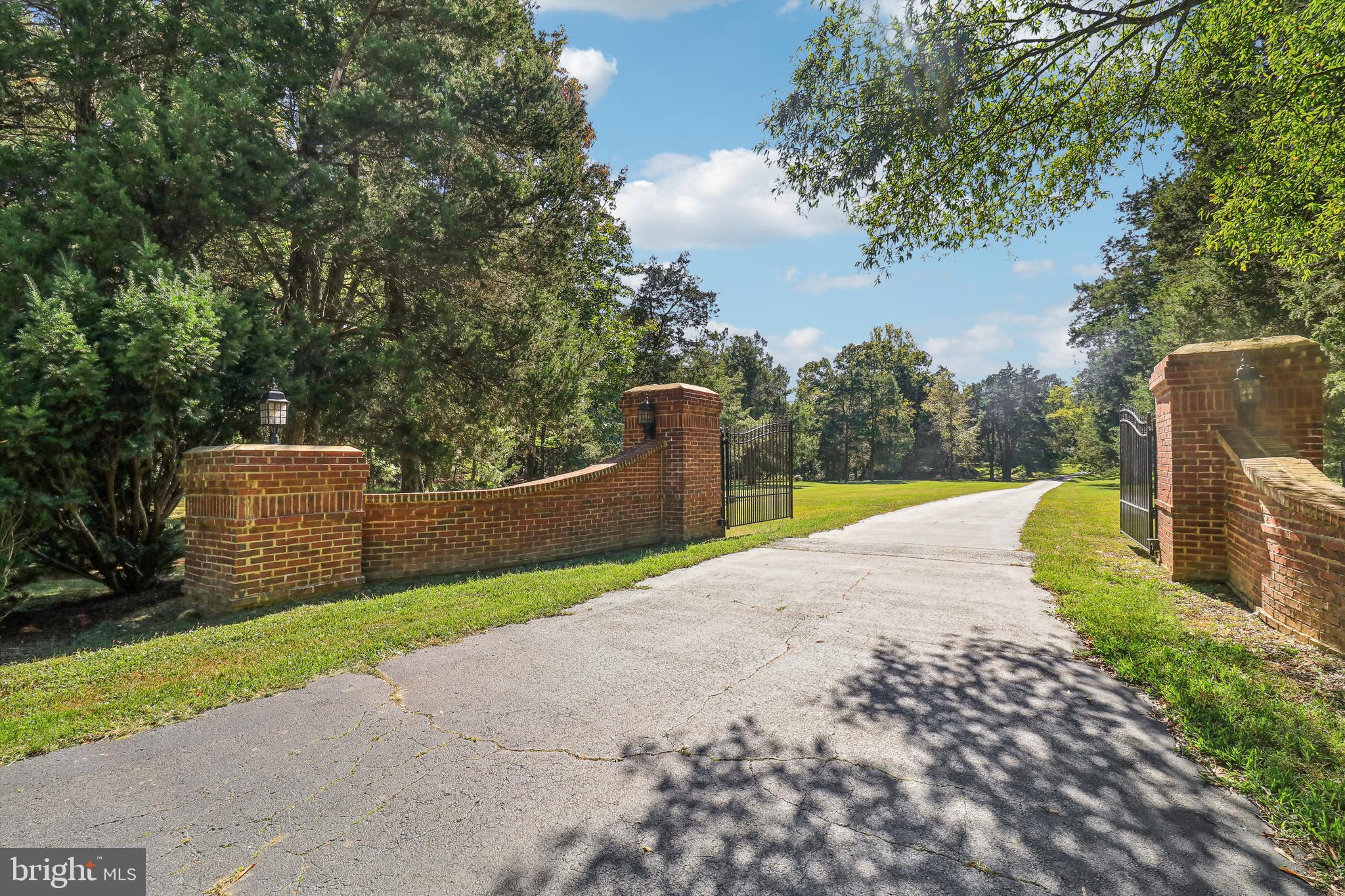 10650 Gunston Road Lorton, VA 22079 - Photo 5 of 73 a view of a park with large trees