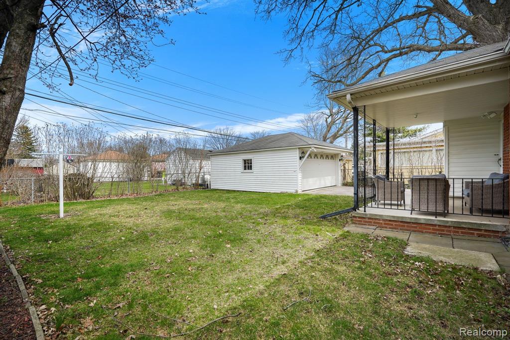 18722 Champaign Road Allen Park, MI 48101 - Photo 30 of 32 Gallery Image 30