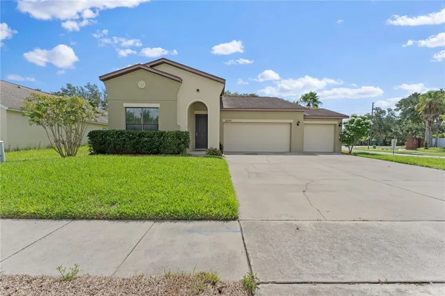 $2,150 | 3099 Pointe Pl Avenue, Kissimmee, FL 34758