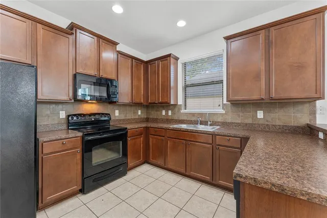 $2,150 | 3099 Pointe Pl Avenue, Kissimmee, FL 34758