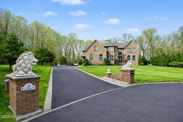 $1,800,000 | 14 Black Walnut Way, Marlboro, NJ 07746