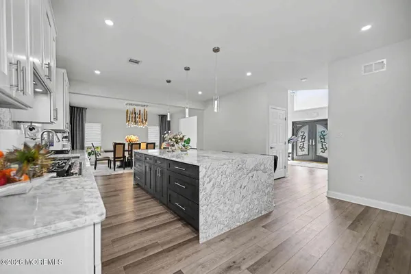 $1,800,000 | 14 Black Walnut Way, Marlboro, NJ 07746