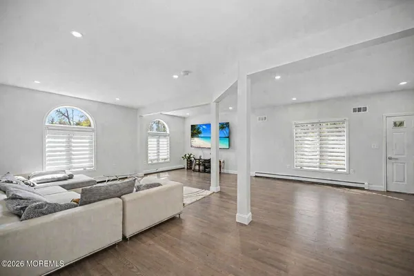 $1,800,000 | 14 Black Walnut Way, Marlboro, NJ 07746