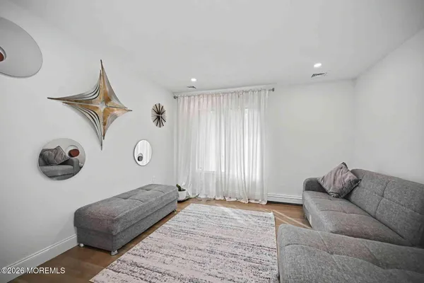 $1,800,000 | 14 Black Walnut Way, Marlboro, NJ 07746