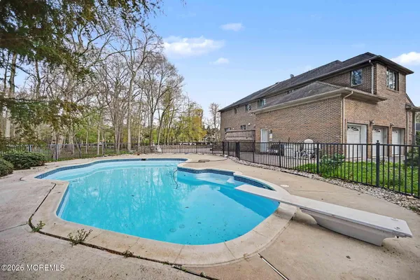 $1,800,000 | 14 Black Walnut Way, Marlboro, NJ 07746