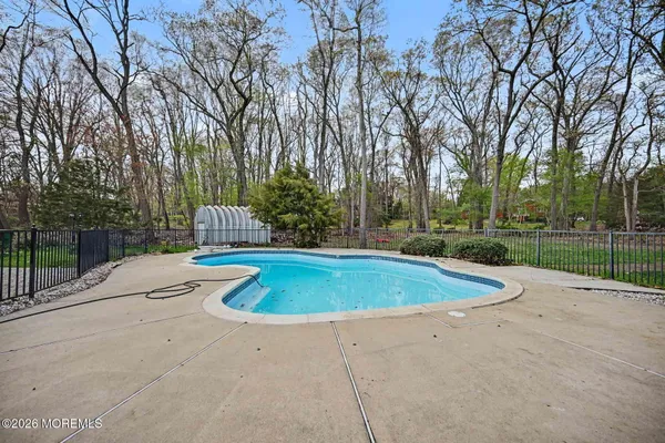 $1,800,000 | 14 Black Walnut Way, Marlboro, NJ 07746