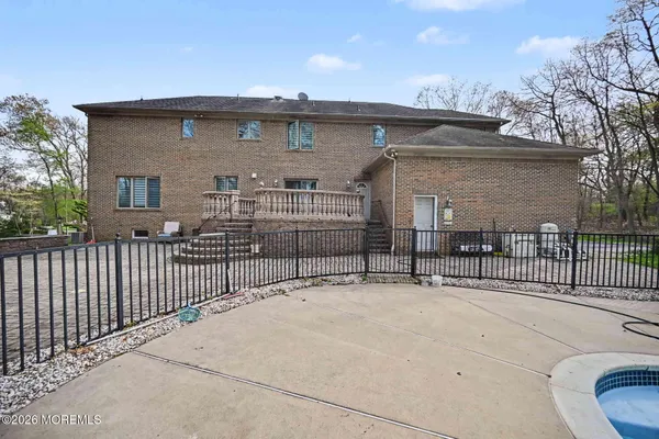 $1,800,000 | 14 Black Walnut Way, Marlboro, NJ 07746