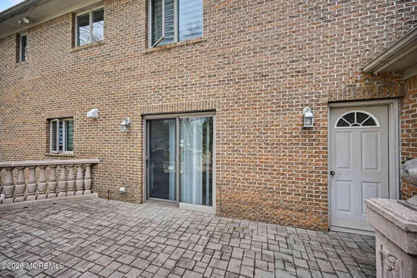 $1,800,000 | 14 Black Walnut Way, Marlboro, NJ 07746