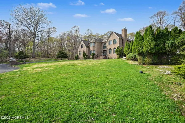$1,800,000 | 14 Black Walnut Way, Marlboro, NJ 07746