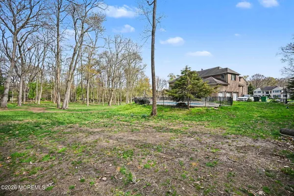 $1,800,000 | 14 Black Walnut Way, Marlboro, NJ 07746