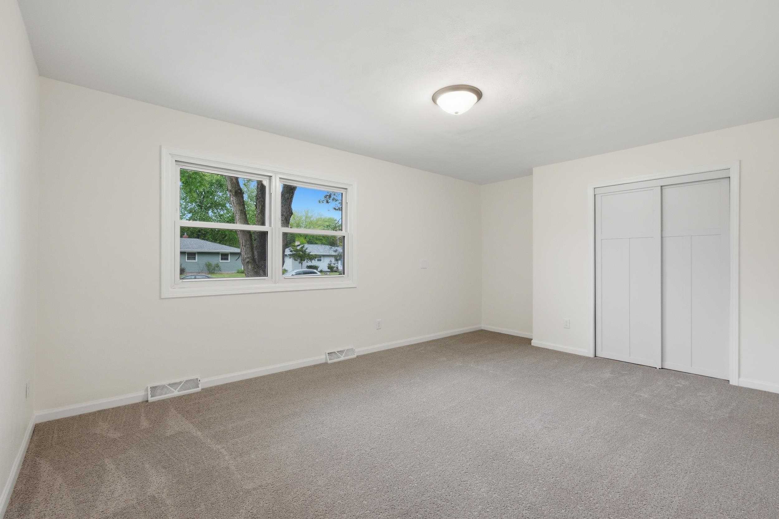 326 Prairie View Street Oregon, WI 53575 - Photo 11 of 33